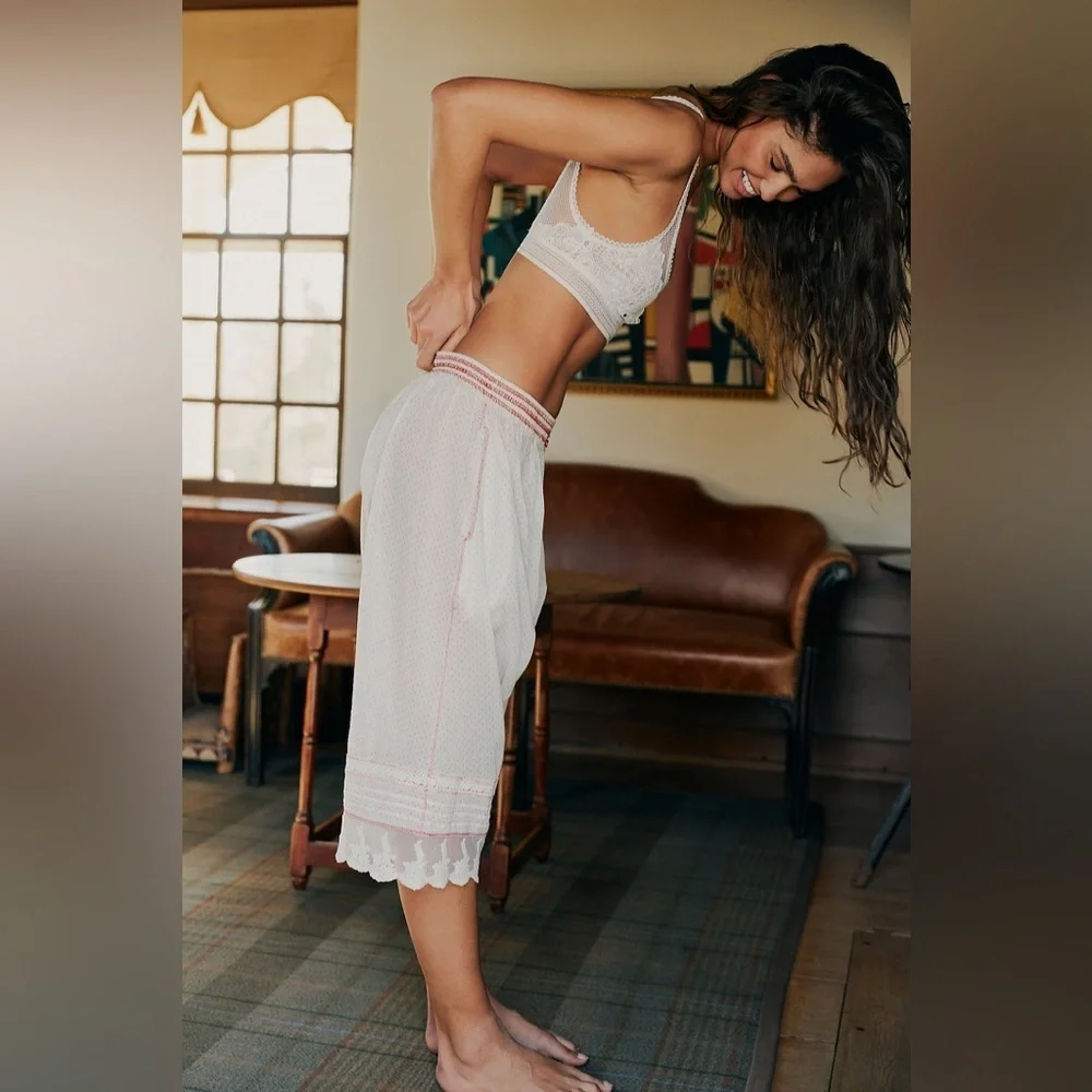 New! Free People Endless Afternoon Bloomers Swiss Dot Embroidered Lace Harem 🌹 M